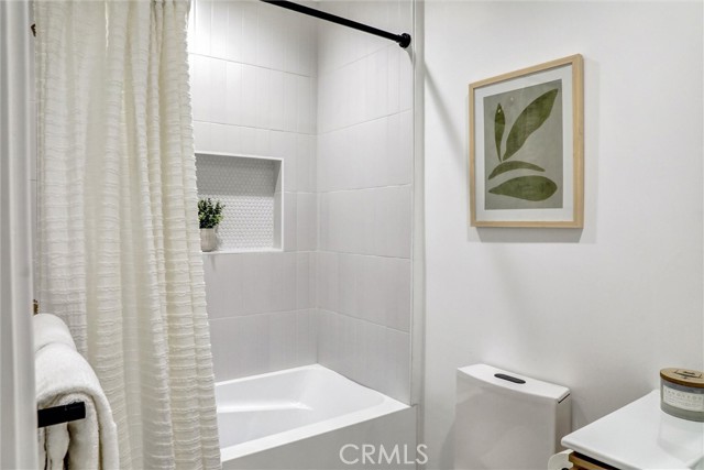 Detail Gallery Image 25 of 34 For 5218 Barker Dr, Los Angeles,  CA 90042 - 3 Beds | 2 Baths