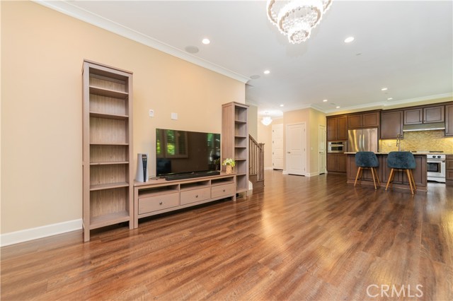 Detail Gallery Image 6 of 44 For 43 Lupari, Irvine,  CA 92618 - 4 Beds | 3 Baths