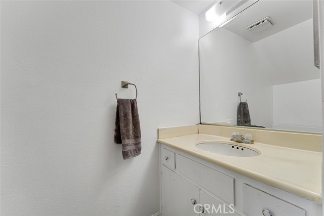 1553 Dennis Place, West Covina CA: https://media.crmls.org/medias/6b73cfa4-24f6-432f-8615-cc65b26e684c.jpg