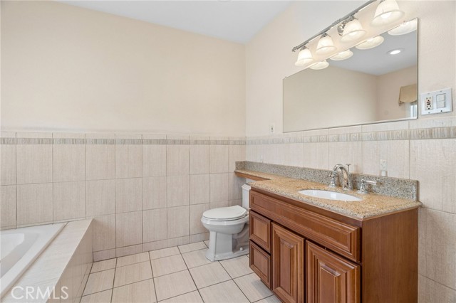 9250 Arleta photo 28