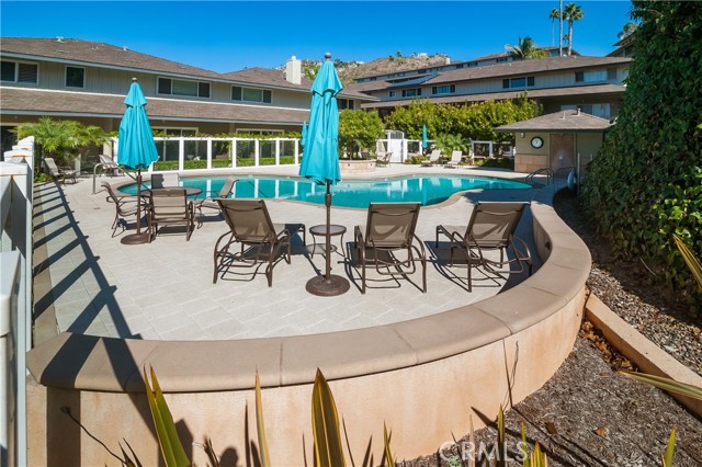 Detail Gallery Image 21 of 27 For 77 Blue Lagoon, Laguna Beach,  CA 92651 - 2 Beds | 3 Baths