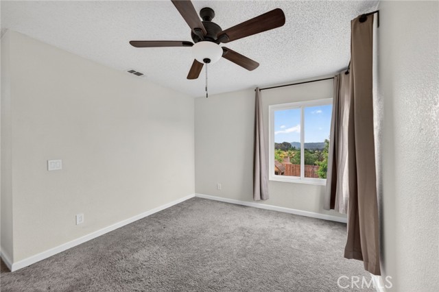 Image 28 of 68 For 22425 Shore View Court