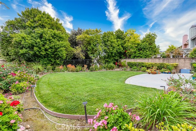 14 Rainbow Ridge Road, Phillips Ranch CA: https://media.crmls.org/medias/6b753b2a-f79e-4696-8df9-66676c8b5ac1.jpg
