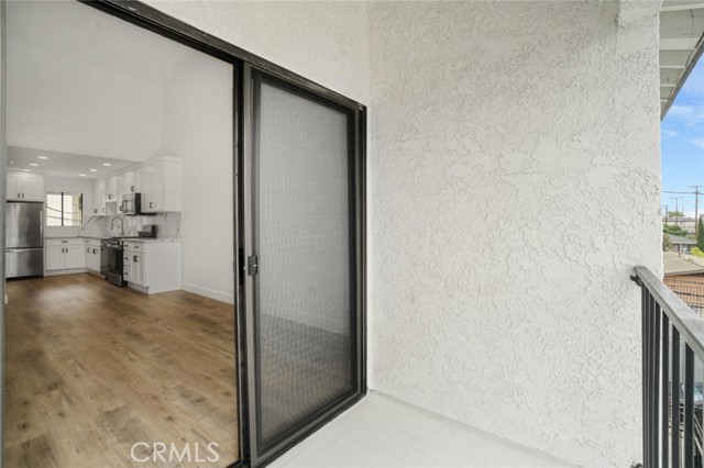 1410 Coranado Avenue, Long Beach CA: https://media.crmls.org/medias/6b75bb4e-a479-4aa0-8717-71593847a625.jpg