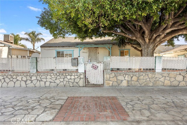 Detail Gallery Image 13 of 28 For 7420 Tujunga Ave, North Hollywood,  CA 91605 - 5 Beds | 2 Baths