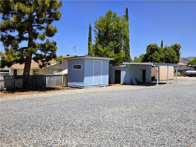 34796 Wildwood Canyon Road, Yucaipa CA: https://media.crmls.org/medias/6b76e732-2fe3-471f-9809-94b187cecf2c.jpg