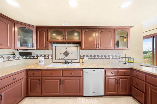1465 Via Coronel, Palos Verdes Estates CA: https://media.crmls.org/medias/6b773dcd-6765-4e80-a68c-d6d596f1028b.jpg