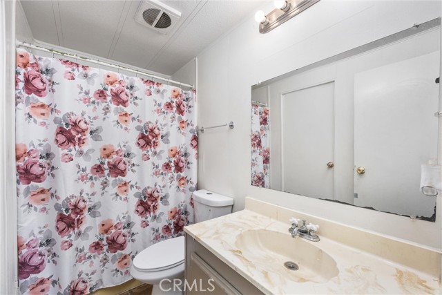 Detail Gallery Image 22 of 29 For 6601 Eucalyptus Dr #22,  Bakersfield,  CA 93306 - 3 Beds | 2 Baths