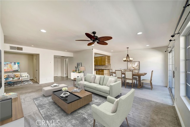 Detail Gallery Image 12 of 65 For 4647 Willis Ave #312,  Sherman Oaks,  CA 91403 - 2 Beds | 2 Baths