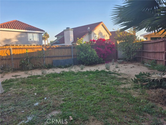Detail Gallery Image 18 of 19 For 13605 Plato Dr, Moreno Valley,  CA 92553 - 3 Beds | 2/1 Baths