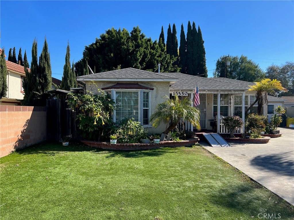 15550 Bellflower Boulevard, Bellflower, CA 90706