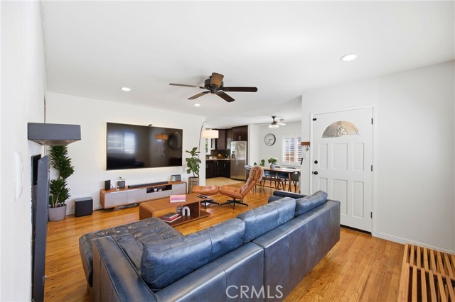 Detail Gallery Image 10 of 40 For 3458 Stevely, Long Beach,  CA 90808 - 2 Beds | 1 Baths