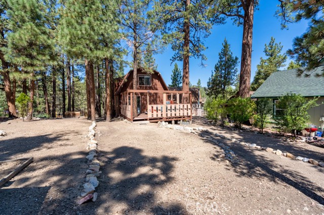 Detail Gallery Image 27 of 32 For 320 Hilltop Ln, Big Bear City,  CA 92314 - 2 Beds | 2 Baths