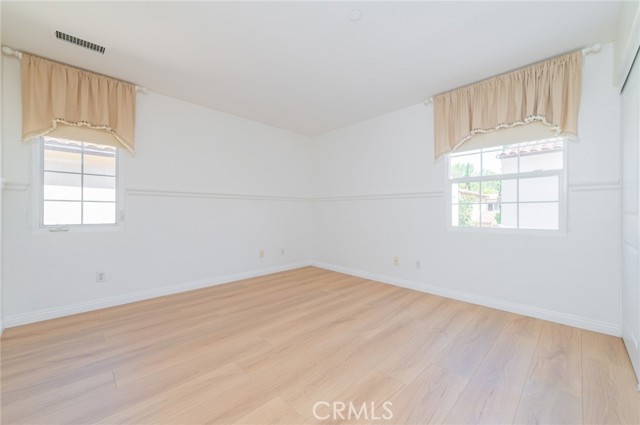 22 Arborside, Irvine CA: https://media.crmls.org/medias/6b7b849e-d1f5-4edc-b27e-a37b30976c14.jpg