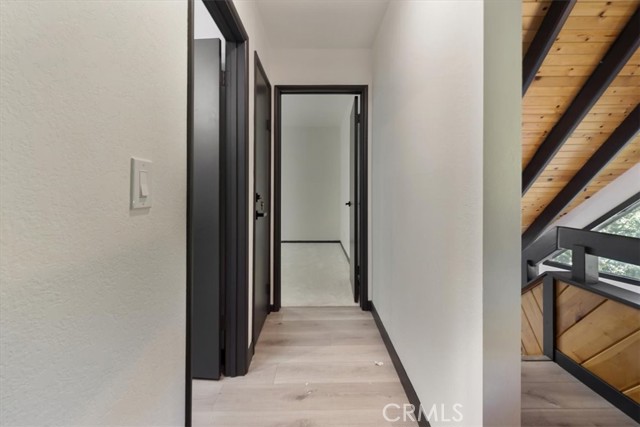 Detail Gallery Image 40 of 50 For 695 Grass Valley Rd, Lake Arrowhead,  CA 92352 - 3 Beds | 2 Baths