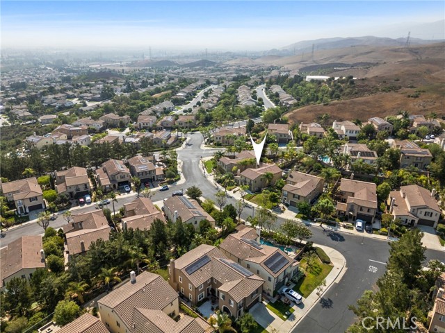 5161 Morning Glory Court, Chino Hills CA: https://media.crmls.org/medias/6b7d1f9c-de88-4b8c-b681-ff0c137da130.jpg