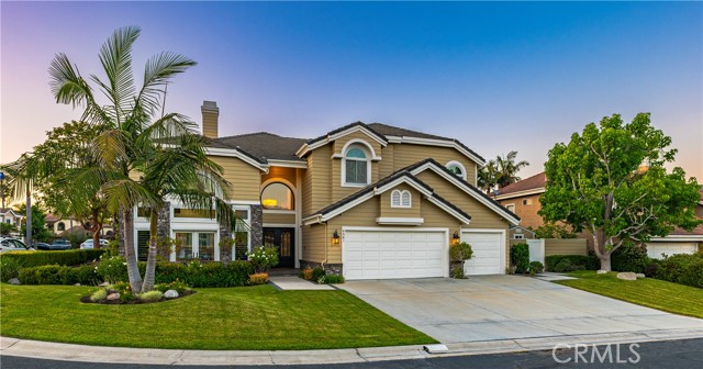 6561 Horseshoe Lane, Huntington Beach CA: https://media.crmls.org/medias/6b7d7420-28a2-4afe-a01a-a7ff99b21d81.jpg