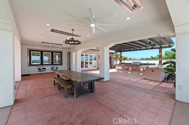 16850 Nandina Avenue, Riverside CA: https://media.crmls.org/medias/6b7dfe58-7a83-4fc2-9cfc-2b9a40ea51e1.jpg
