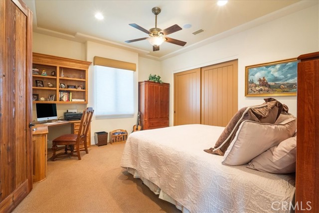 1917 Santa Margarita Drive, Fallbrook CA: https://media.crmls.org/medias/6b7f5712-fe52-4975-a91e-adce28fbaa3f.jpg