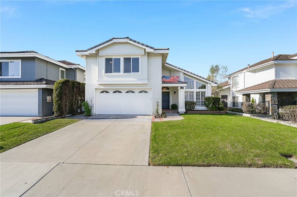 MLS #OC25088847 img 2