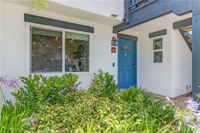 40 Lobelia, Rancho Santa Margarita CA: https://media.crmls.org/medias/6b80d197-f11c-4ce9-9d0f-712b58b8ef77.jpg