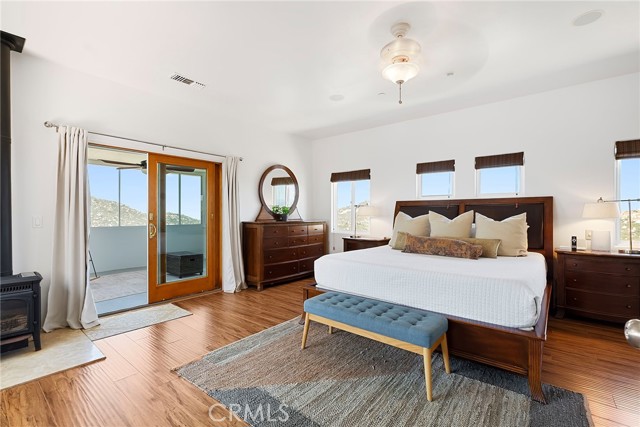 Image 30 of 73 For 15471 Green Valley Truck