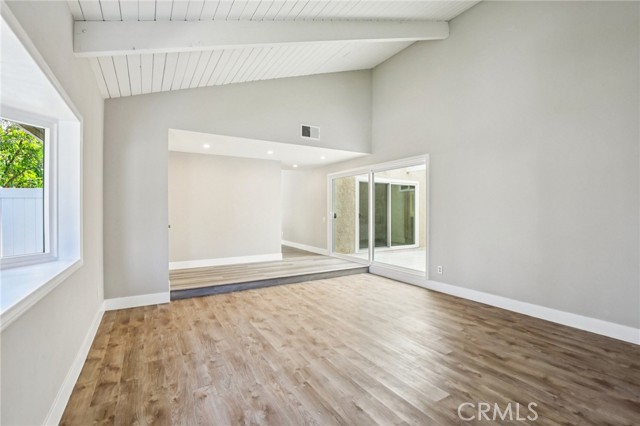 Detail Gallery Image 4 of 37 For 5 Poinsettia, Irvine,  CA 92604 - 3 Beds | 2 Baths