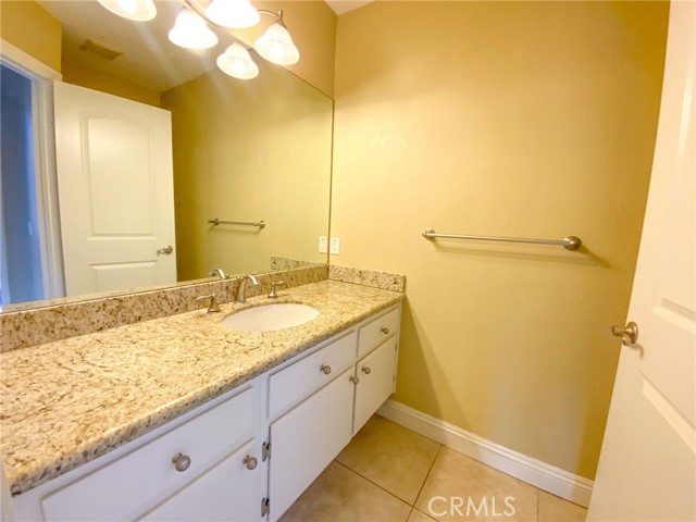 Detail Gallery Image 6 of 10 For 25989 Atherton Ave #26,  Laguna Hills,  CA 92653 - 2 Beds | 2/1 Baths