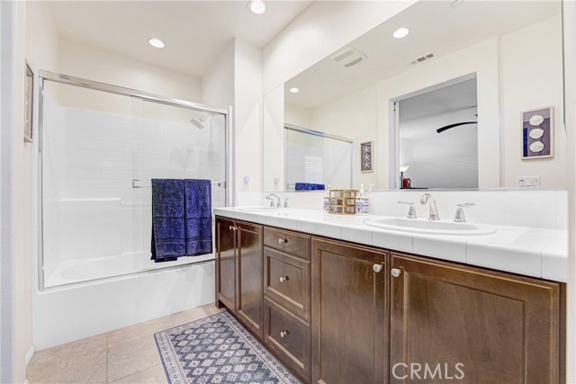 Detail Gallery Image 19 of 23 For 2234 Winifred #2,  Simi Valley,  CA 93063 - 3 Beds | 2/1 Baths