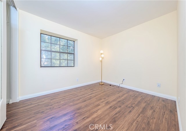 Detail Gallery Image 20 of 27 For 2602 Monte Carlo Dr #10,  Santa Ana,  CA 92706 - 3 Beds | 2/1 Baths