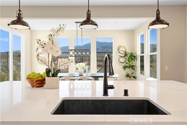 Detail Gallery Image 12 of 33 For 11313 Atlas Ct, Corona,  CA 92883 - 4 Beds | 2/1 Baths