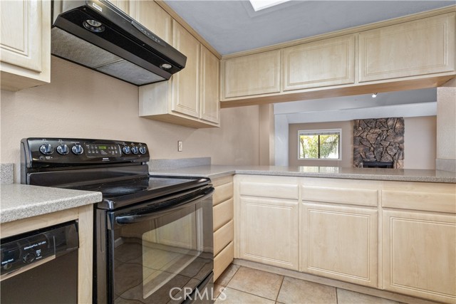 Detail Gallery Image 9 of 46 For 1765 Longbranch Ave, Grover Beach,  CA 93433 - 3 Beds | 2/1 Baths