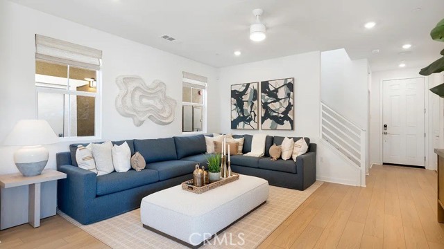 Detail Gallery Image 7 of 23 For 1708 Eagle Rd, Rialto,  CA 92376 - 3 Beds | 2/1 Baths