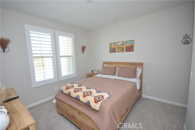 Detail Gallery Image 13 of 30 For 25377 Circle Stone Dr, Menifee,  CA 92586 - 5 Beds | 3/1 Baths