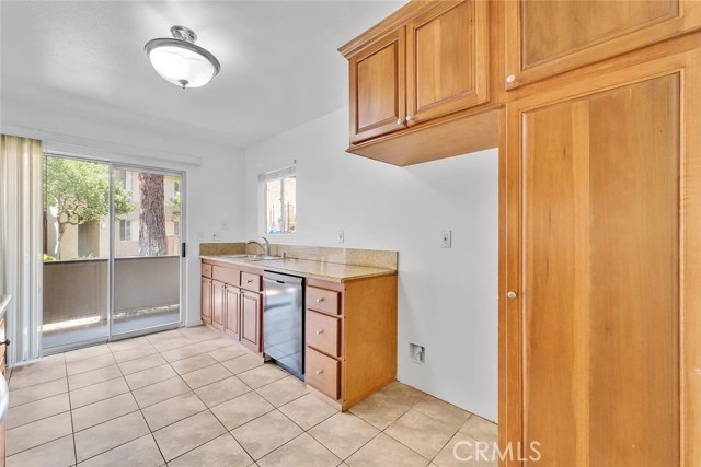 5320 Silver Canyon Rd, Yorba Linda CA: https://media.crmls.org/medias/6b842af6-1aad-45bf-b24d-be429273b441.jpg