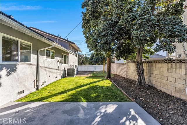 Detail Gallery Image 35 of 39 For 1263 W 25th St, Upland,  CA 91784 - 4 Beds | 2/1 Baths