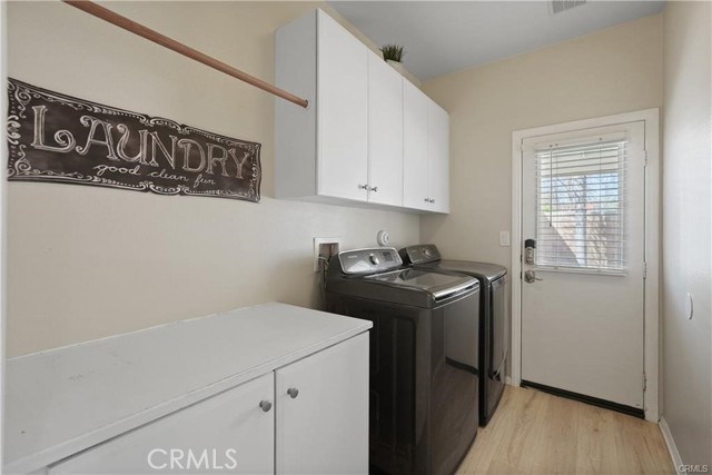 Image 33 of 40 For 29851 Fox Creek Drive