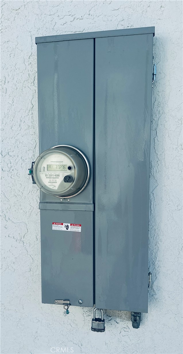23772 Singapore Street, Mission Viejo CA: https://media.crmls.org/medias/6b852c85-d7c4-4135-ab09-6512b524da62.jpg