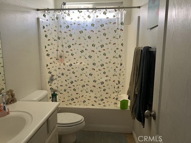 https://media.crmls.org/medias/6b854b4f-48bd-48e7-aa8d-4dc6b2c76b85.jpg?preset=X-Large