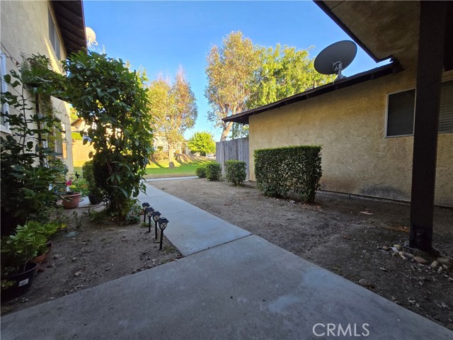 1733 E Natalie Avenue, West Covina CA: https://media.crmls.org/medias/6b8663dd-eea6-4356-b4d1-fa5d44440224.jpg
