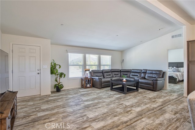 Detail Gallery Image 13 of 50 For 35712 Belle Chaine, Temecula,  CA 92592 - 3 Beds | 2 Baths