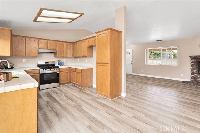 Detail Gallery Image 7 of 38 For 11389 Jacaranda Ave, Hesperia,  CA 92345 - 3 Beds | 2 Baths