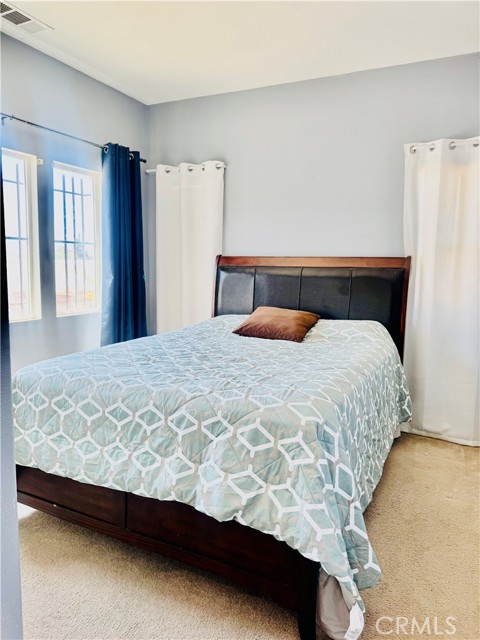 10506 Lee Avenue, Adelanto CA: https://media.crmls.org/medias/6b896fc3-326c-462b-b4b8-5a0761960ddd.jpg