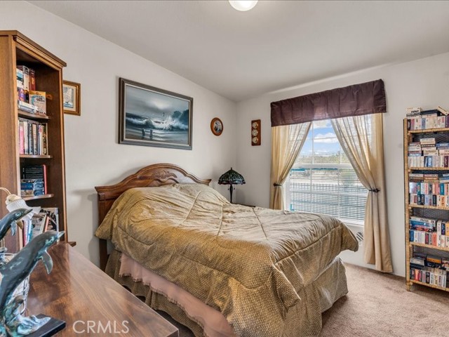 Detail Gallery Image 17 of 33 For 528 Sacramento Rd, Pinon Hills,  CA 92372 - 4 Beds | 3 Baths