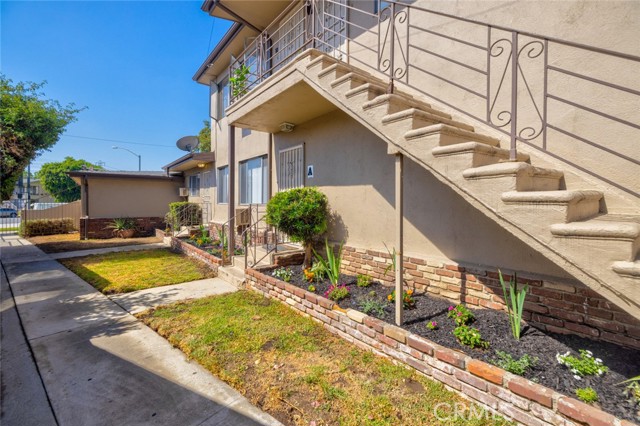 2912 W Via Acosta, Montebello CA: https://media.crmls.org/medias/6b8a0868-c6db-41d5-9401-cce6e0eb4b0a.jpg