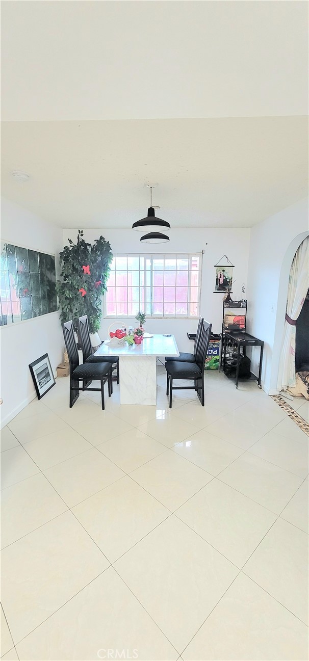 Detail Gallery Image 5 of 41 For 10181 Larson Ave, Garden Grove,  CA 92843 - 4 Beds | 4 Baths