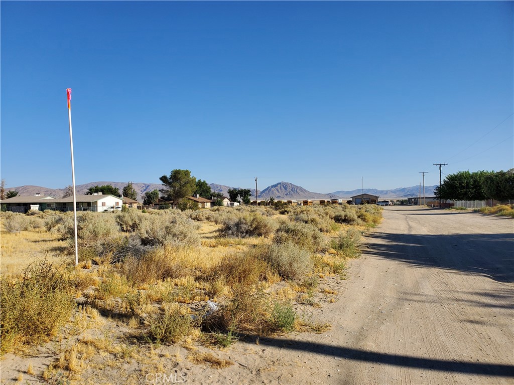10600 Oracle Road, Lucerne Valley, CA 92356