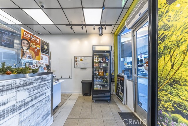  Commercial for Sale in Burbank, California