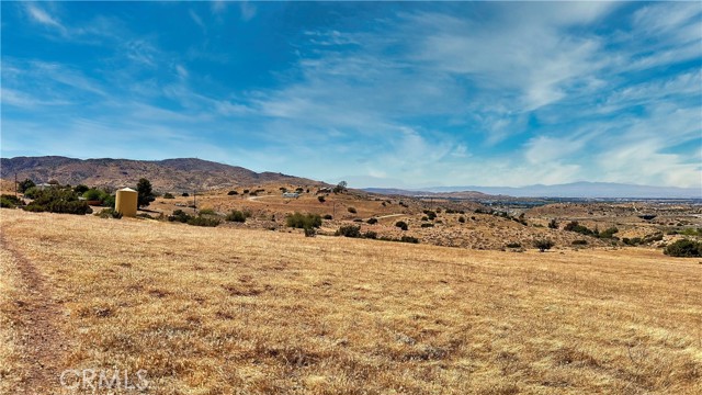 Detail Gallery Image 1 of 8 For 1 Small Rd., Palmdale,  CA 93550 - – Beds | – Baths