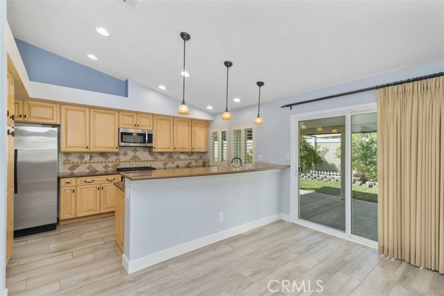 Detail Gallery Image 13 of 34 For 25382 Blackthorne Dr, Murrieta,  CA 92563 - 3 Beds | 2 Baths